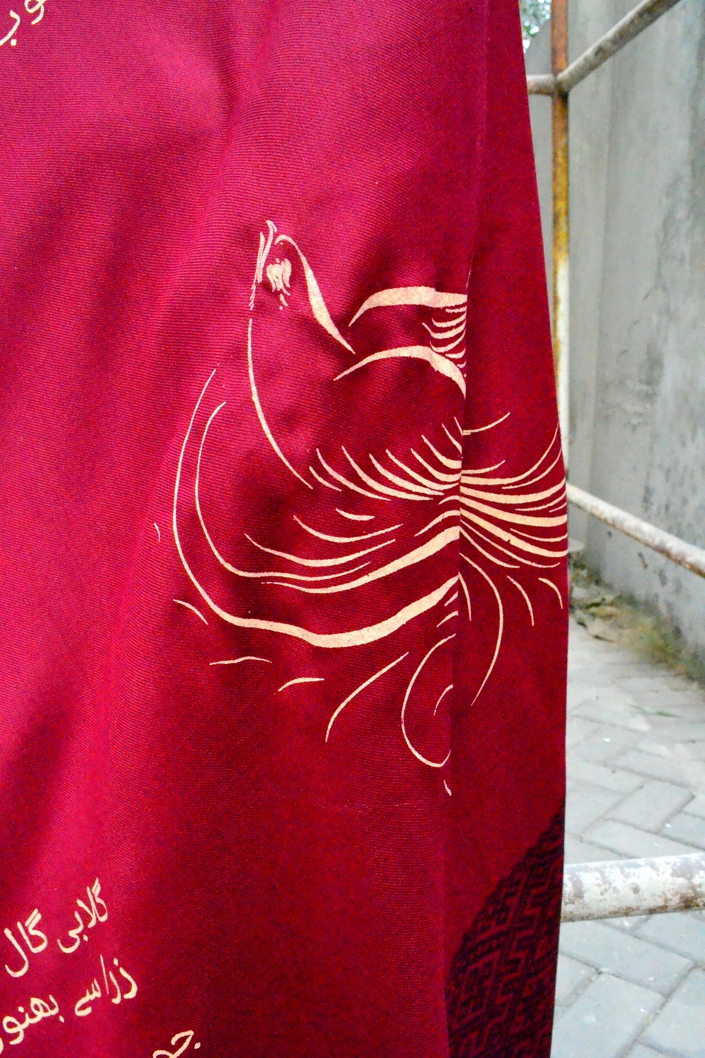 Maroon Sirapa Husn Shawl