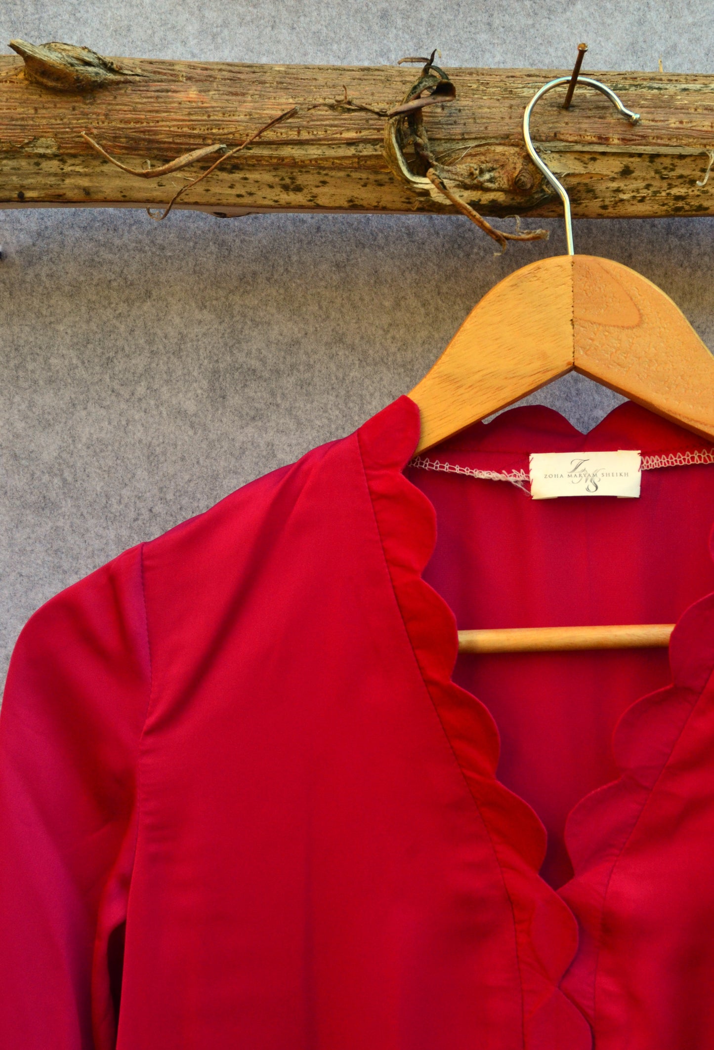 Scalloped Edge Shocking Pink Silk Kurta