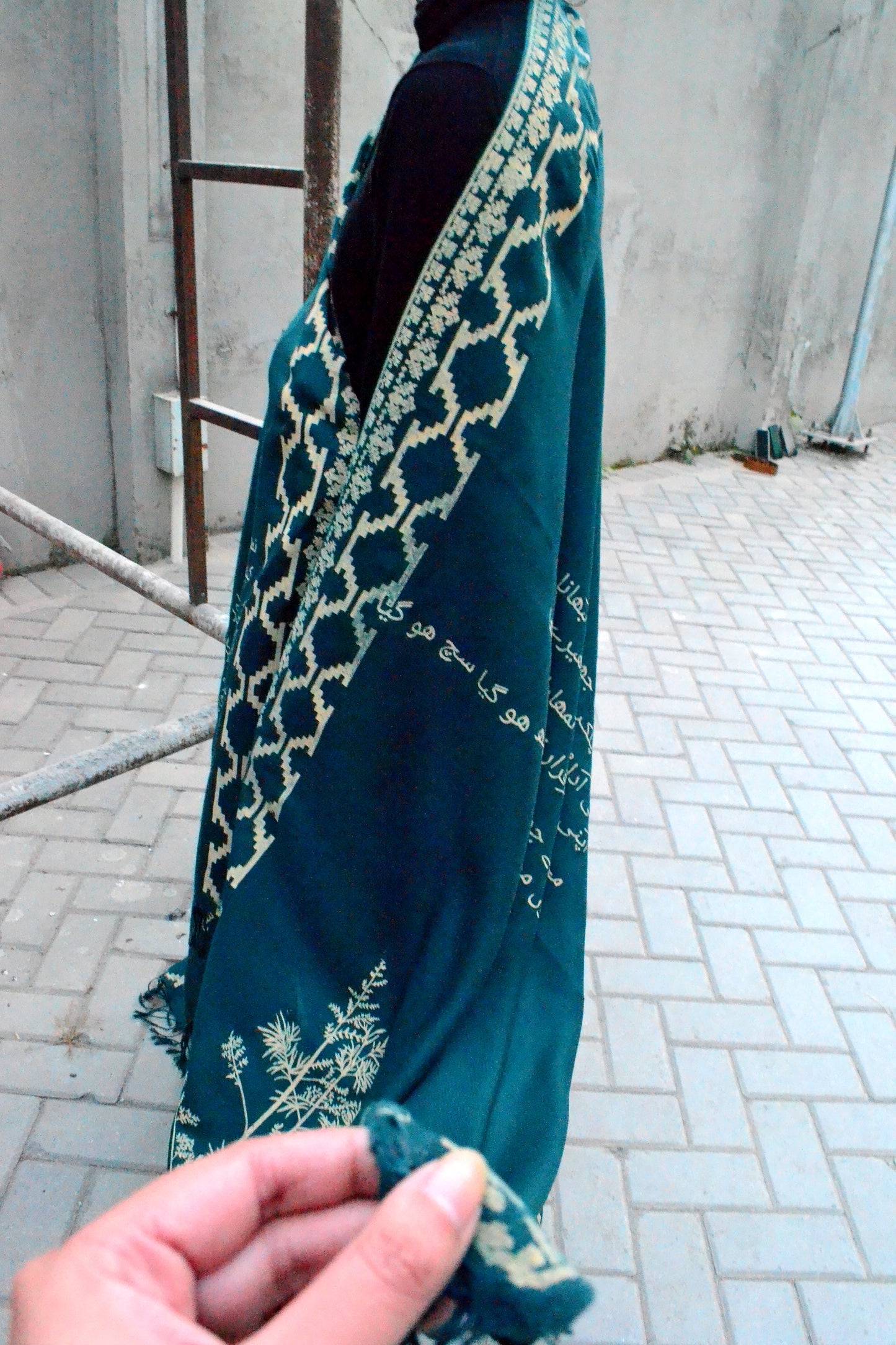 Green Sirapa Husn Shawl