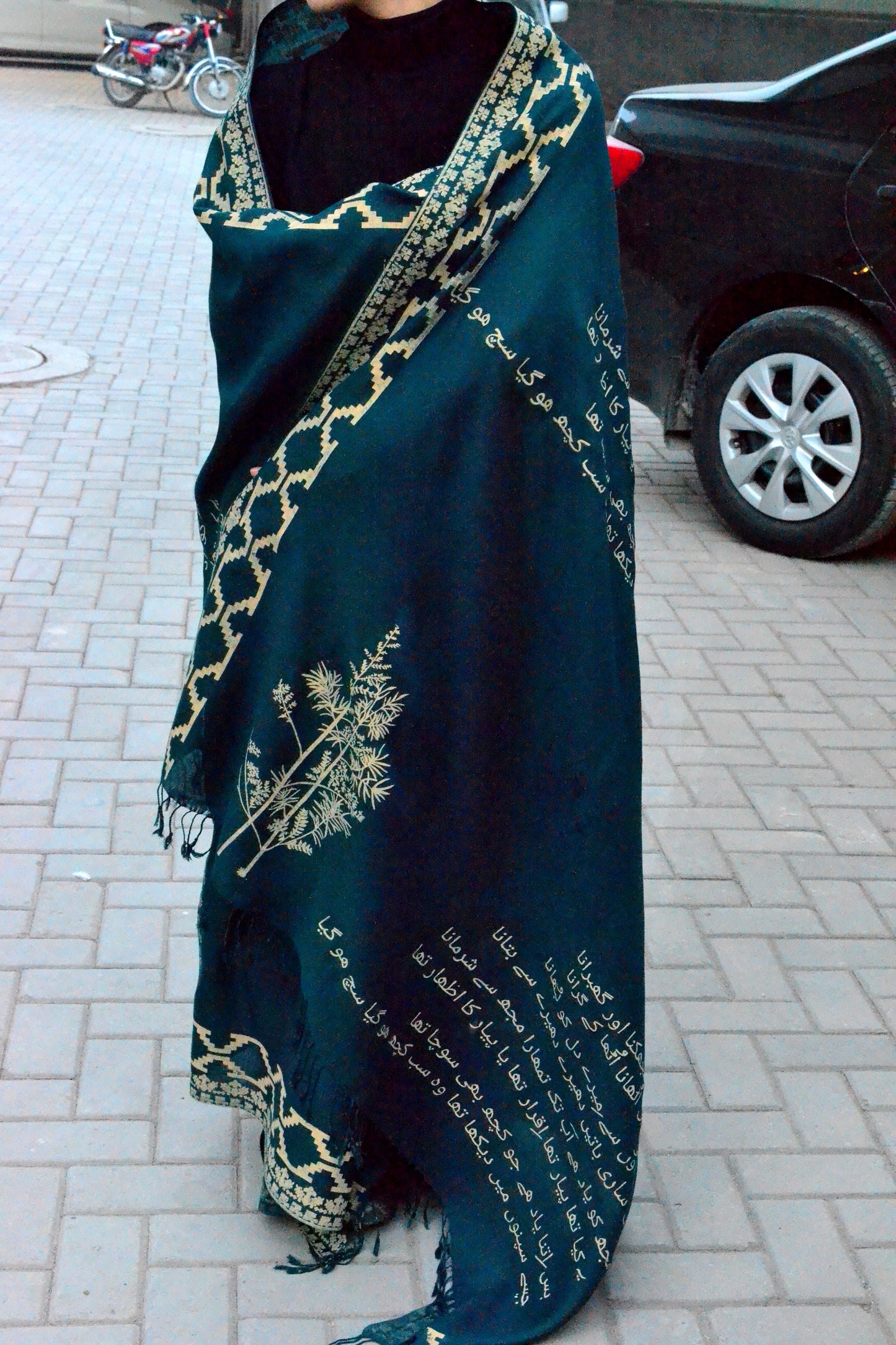 Green Sirapa Husn Shawl